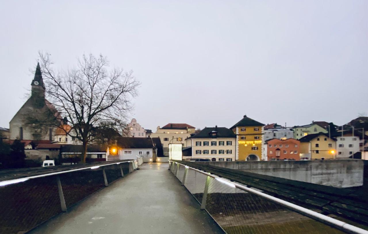 Ferienwohnung An Der Romantischen Salzachschleife Naehe Salzburg Лауфен Екстериор снимка