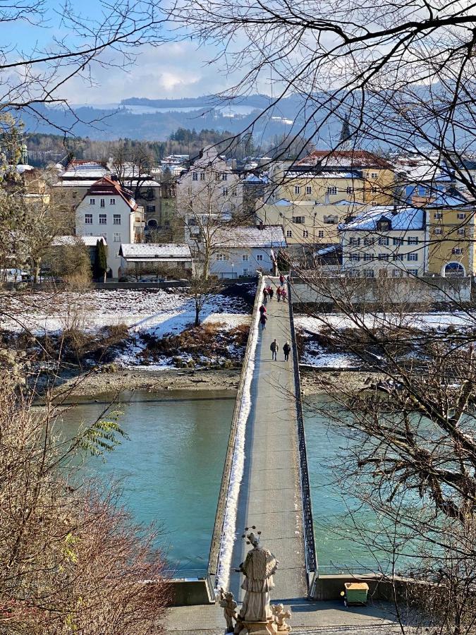 Ferienwohnung An Der Romantischen Salzachschleife Naehe Salzburg Лауфен Екстериор снимка